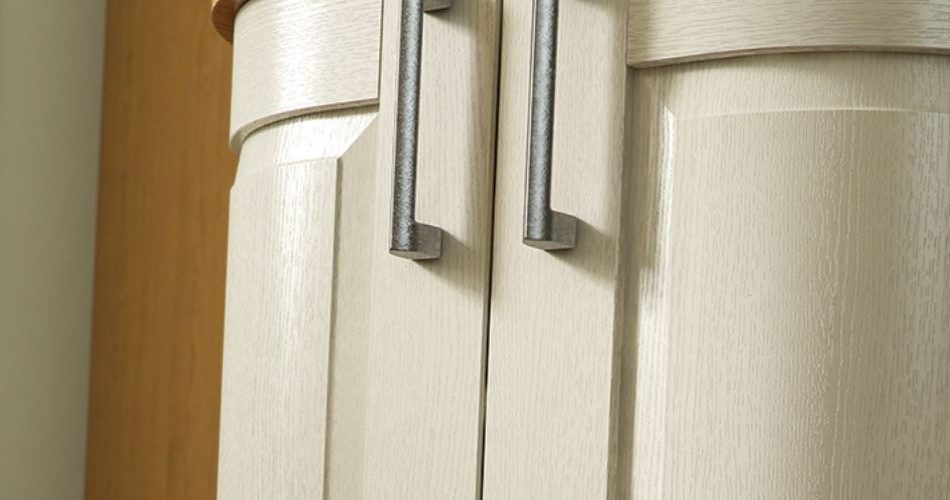 How to Replace your Kitchen Doors - A Step by Step Guide