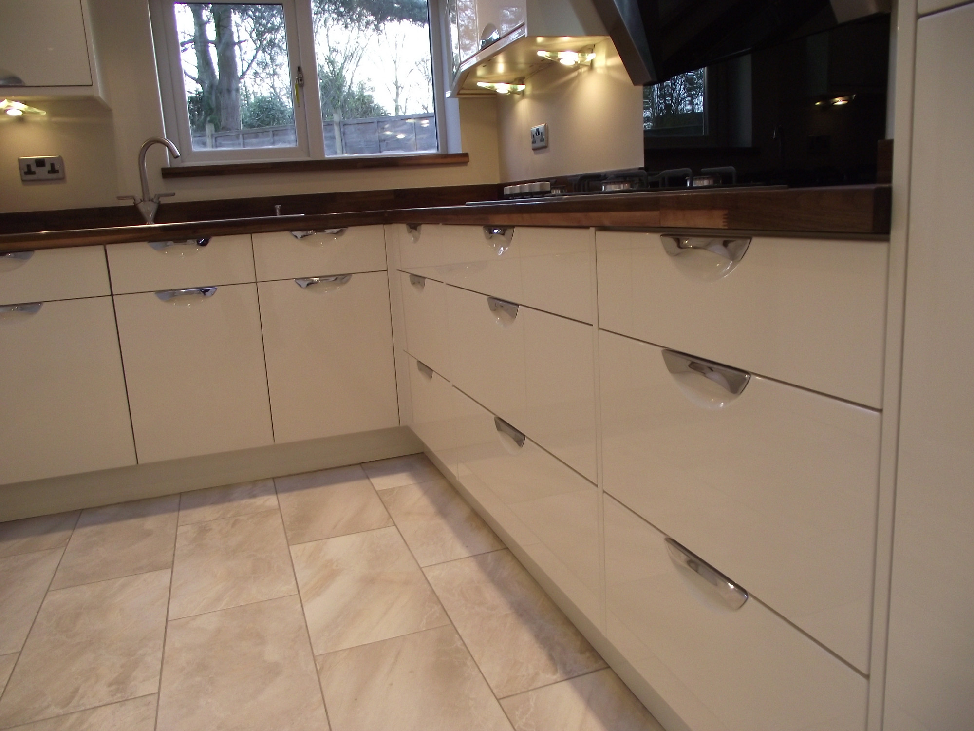 Mr Smith New Kitchen Leeds Cheap Kitchen Units And Cabinets For Sale Online Kitchen Warehouse