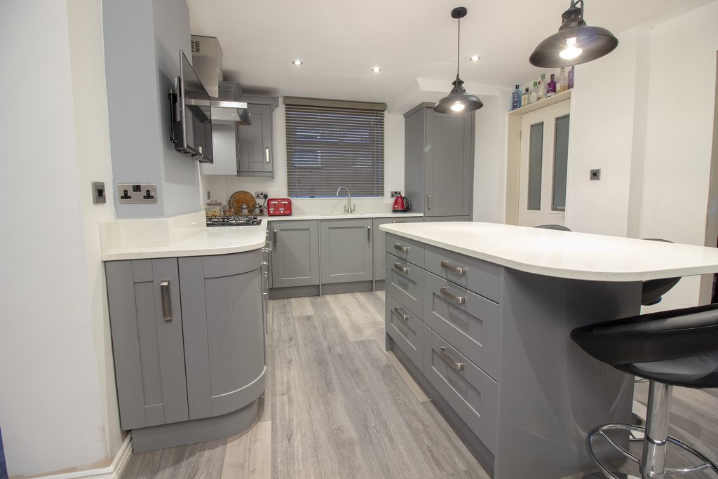 Kitchen Installation: Mr Ackroyd - Leeds