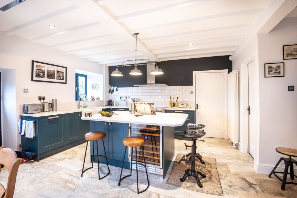 Kitchen Installation: Mr & Mrs Townley - Leeds