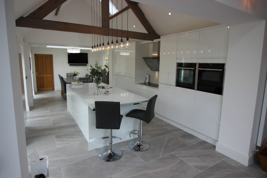 Kitchen Installation: Mrs Kennedy - Leeds