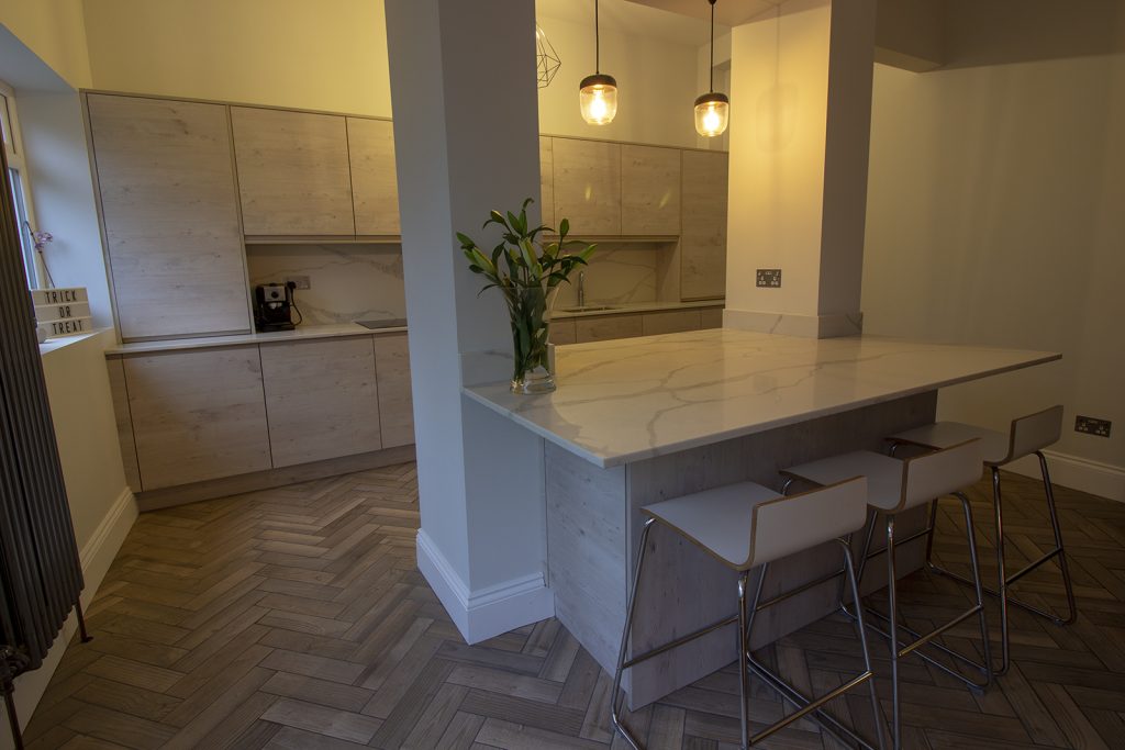 Kitchen Installation: Mrs Thurston - Leeds