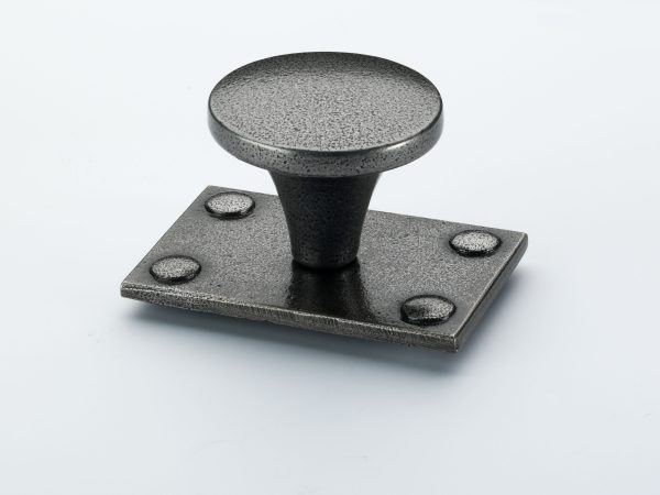 Montreal Knob
