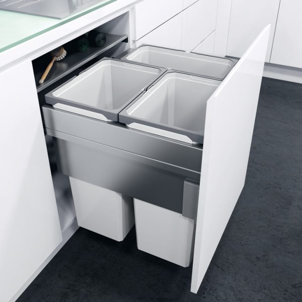 600 Silver Pull Out Waste Bin - 3 Compartment