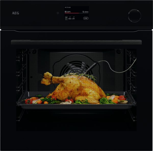 AEG NBR7P731SB Gloss Black SteamCrisp Quarter Steam & Pyrolytic oven