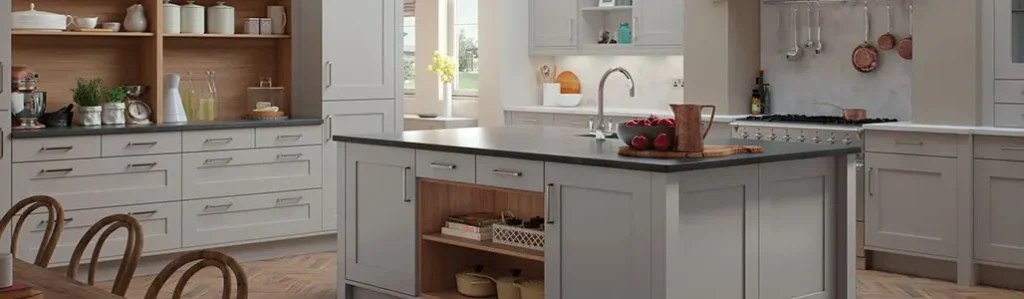 Light Grey Oxford Smooth Shaker Kitchen Doors