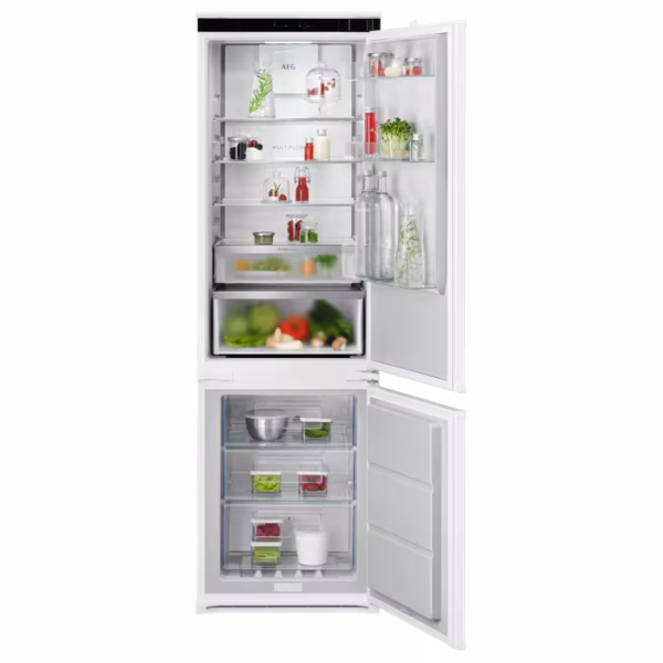 70/30 NSC7C181DS AEG 7000 NoFrost CoolAssist® 177.2 cm